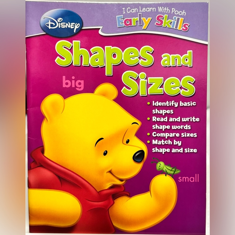 Disney I can learn with Pooh- Shapes and Sizes Activity Book (2004)